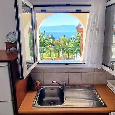 Appartement Evgenia Yénion